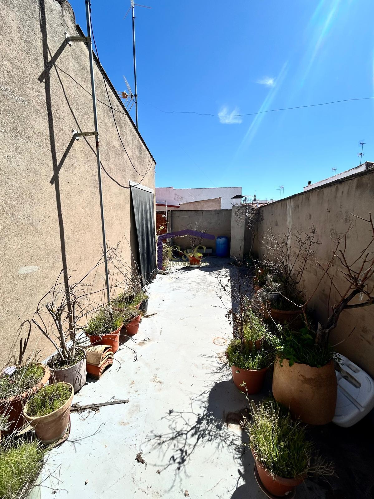 Venta de casa en Manzanares