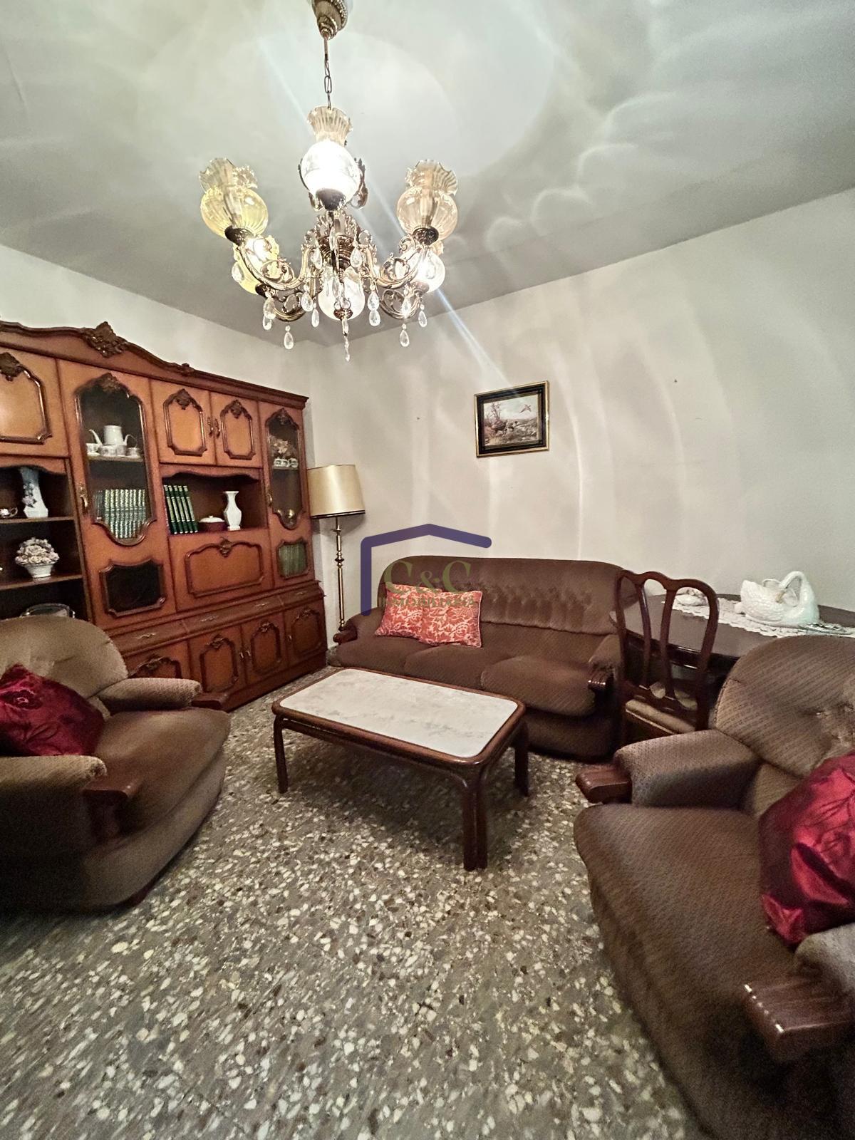 Venta de casa en Manzanares