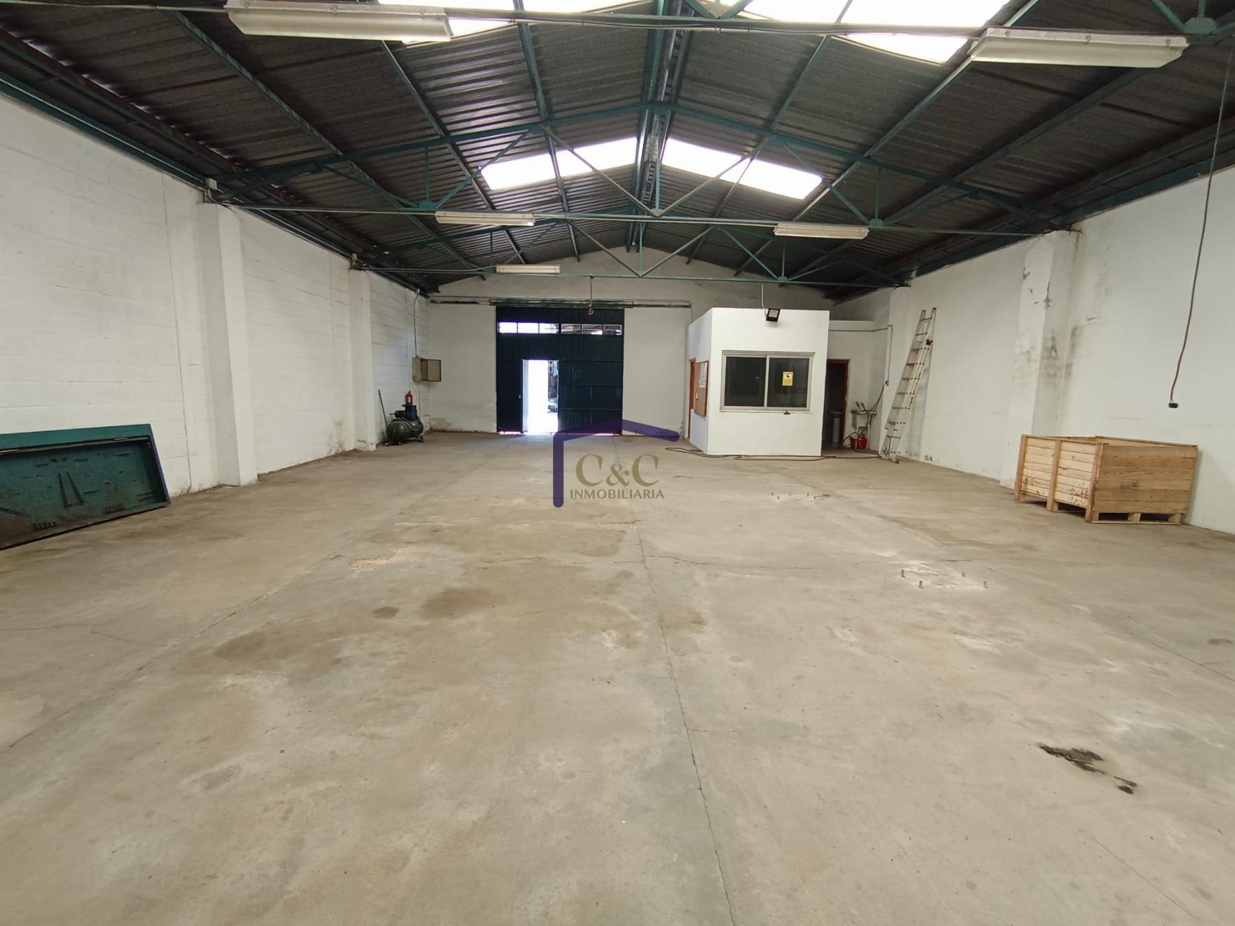 Alquiler de nave en Manzanares