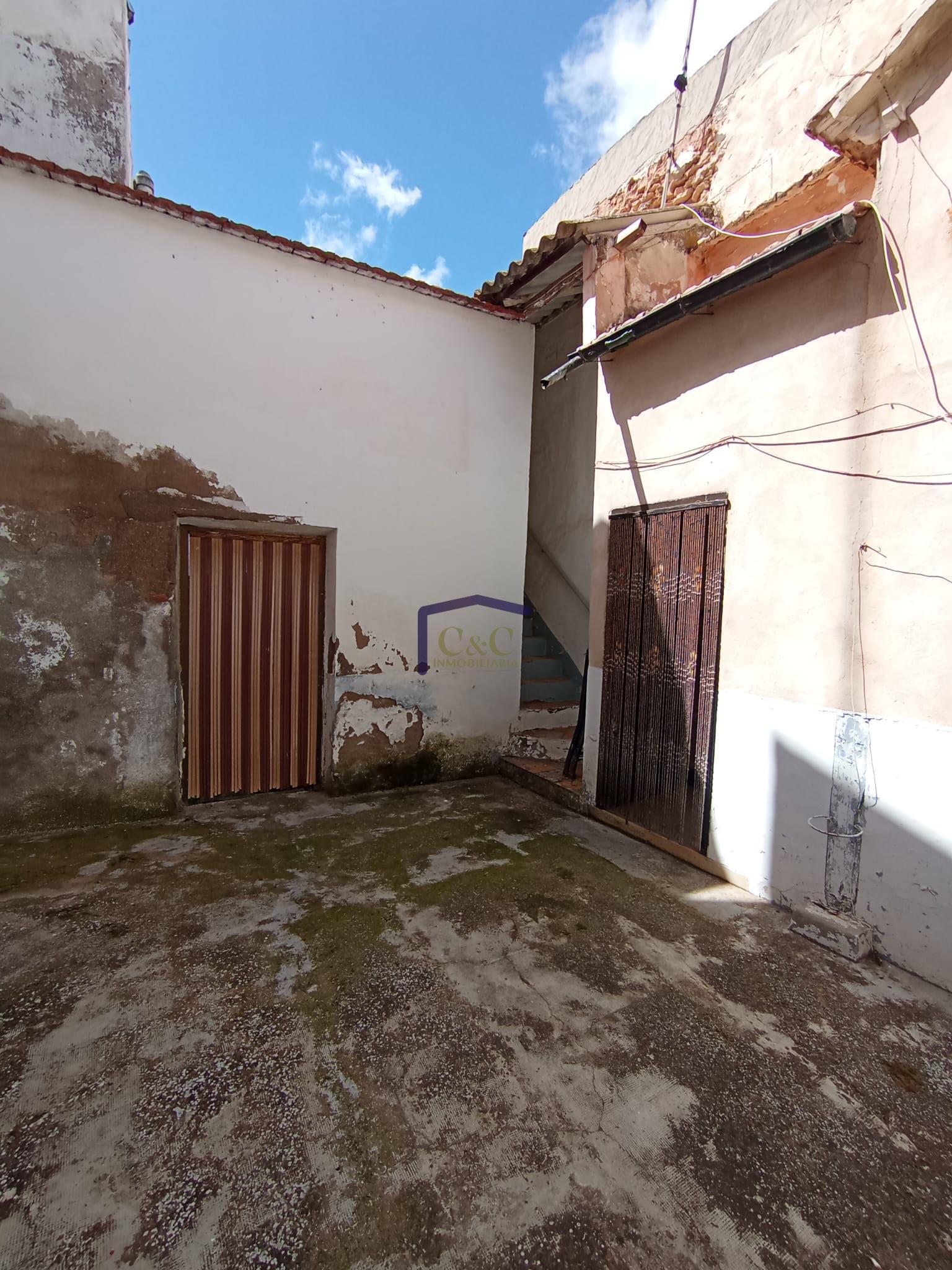 Venta de casa en Manzanares