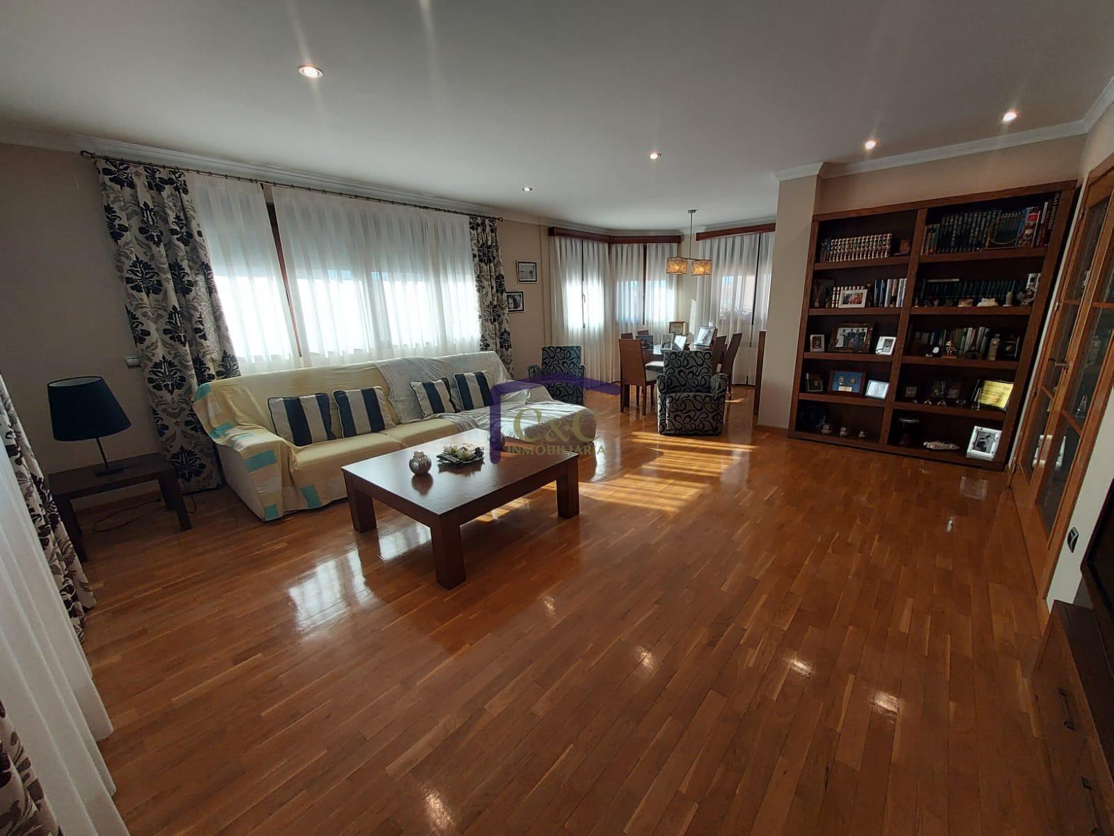 Venta de casa en Valdepeñas