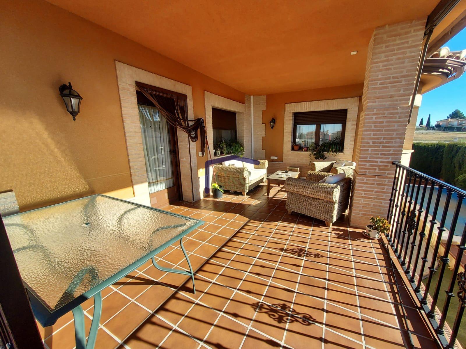 Venta de casa en Valdepeñas