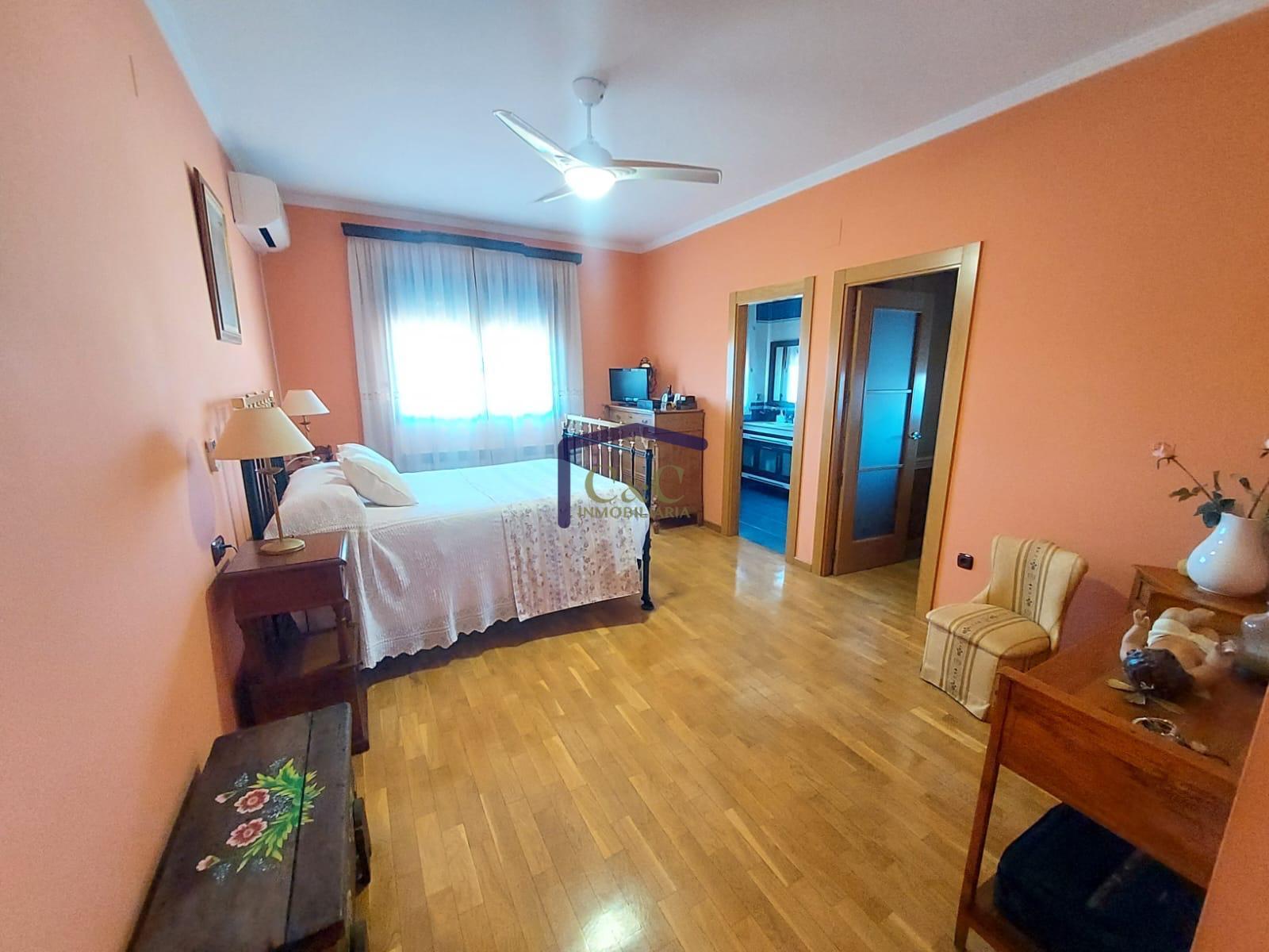Venta de casa en Valdepeñas