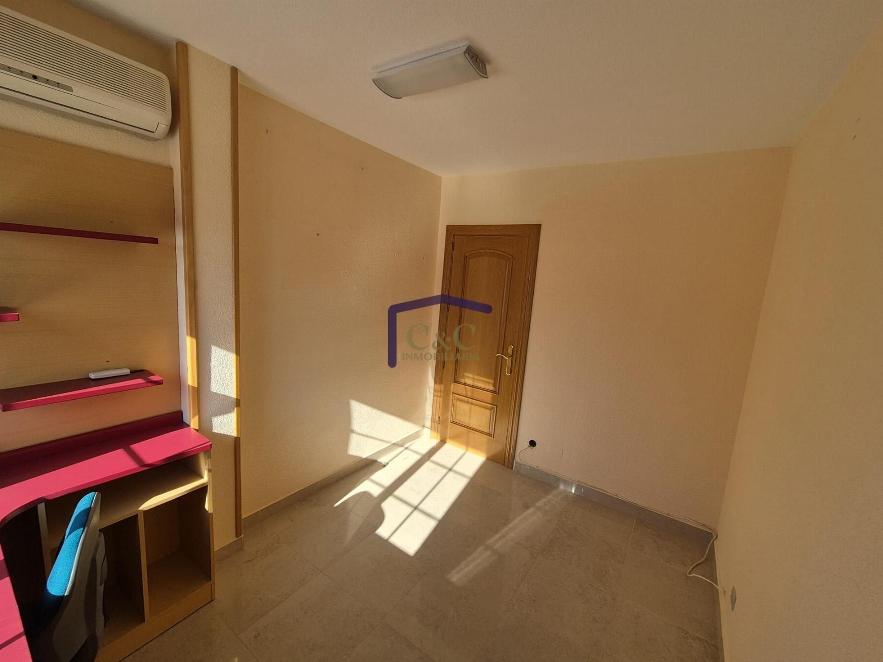 Venta de piso en Manzanares