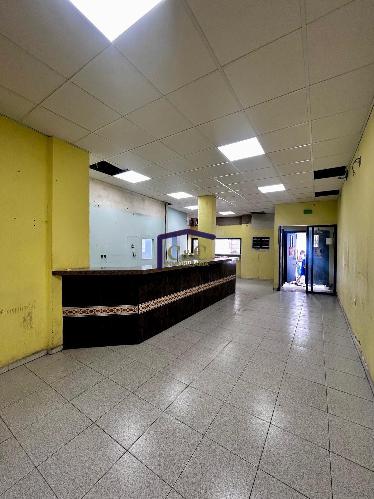 Venta de local en Manzanares
