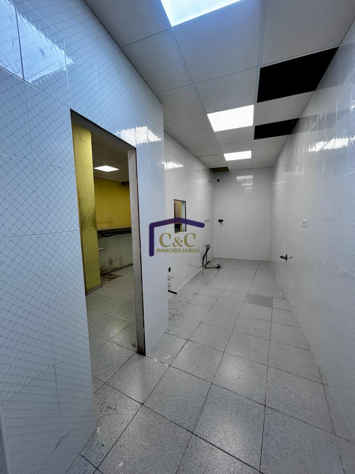 Venta de local en Manzanares