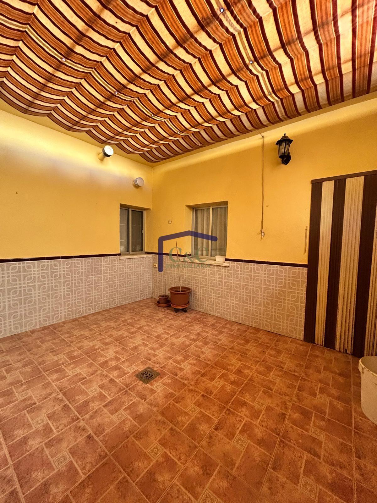 Venta de casa en Manzanares