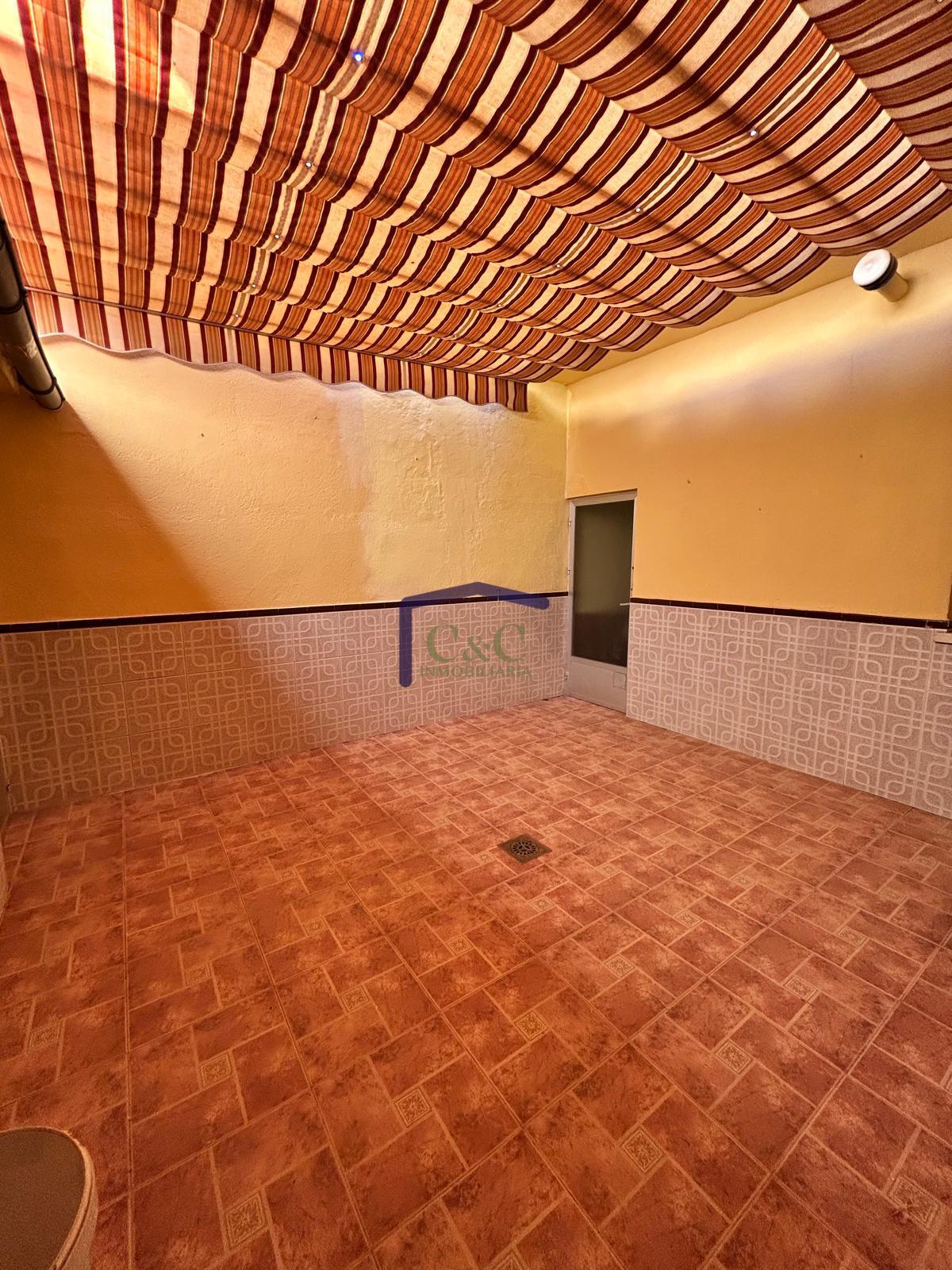 Venta de casa en Manzanares