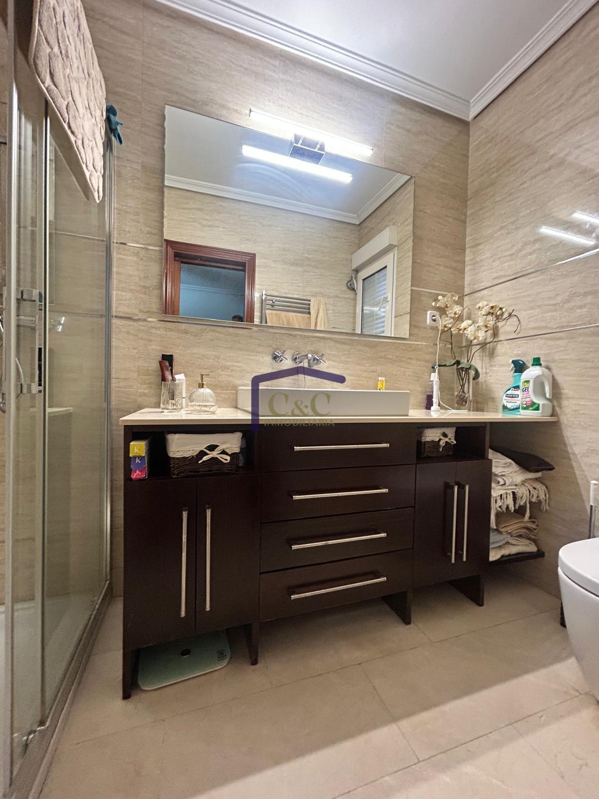 Venta de casa en Manzanares