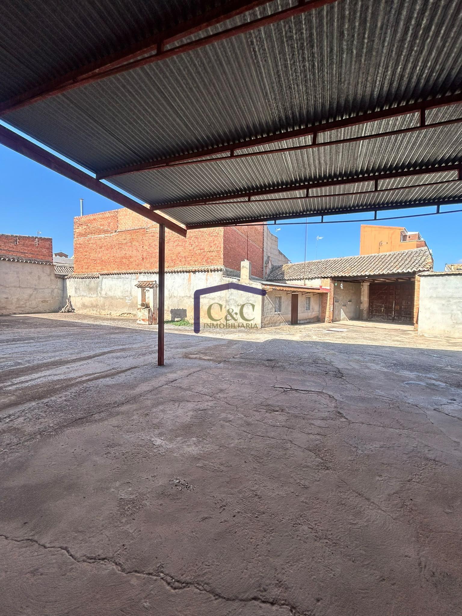 Venta de terreno en Membrilla