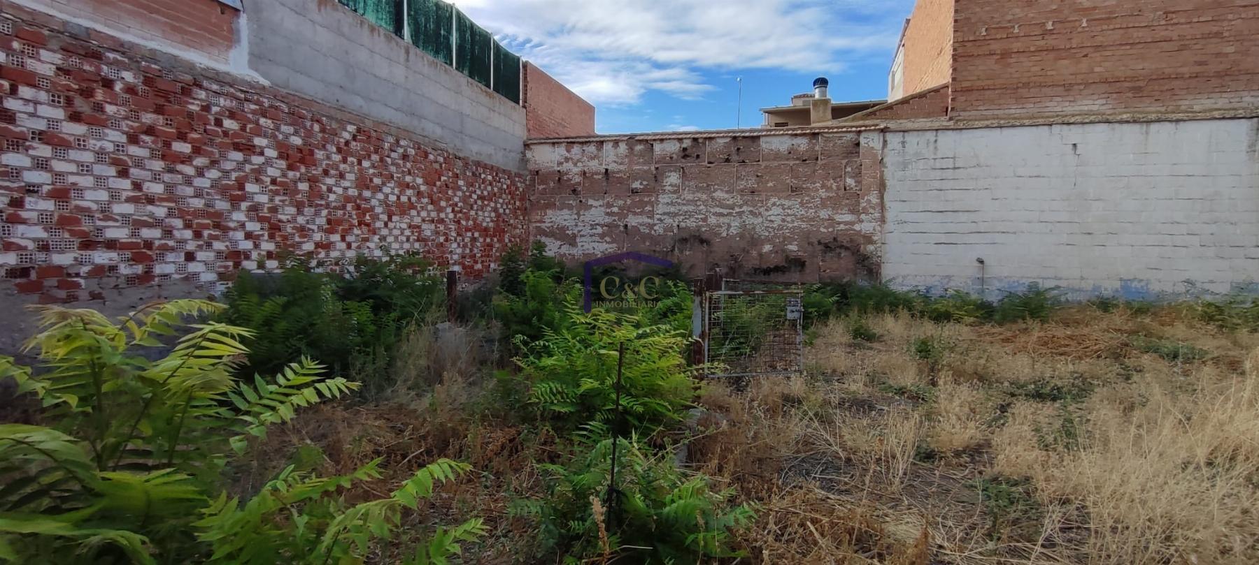 Venta de terreno en Membrilla
