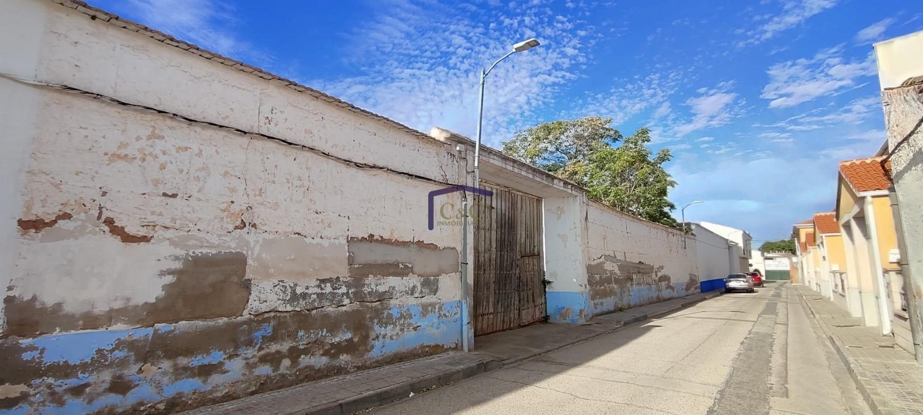 Venta de terreno en Membrilla