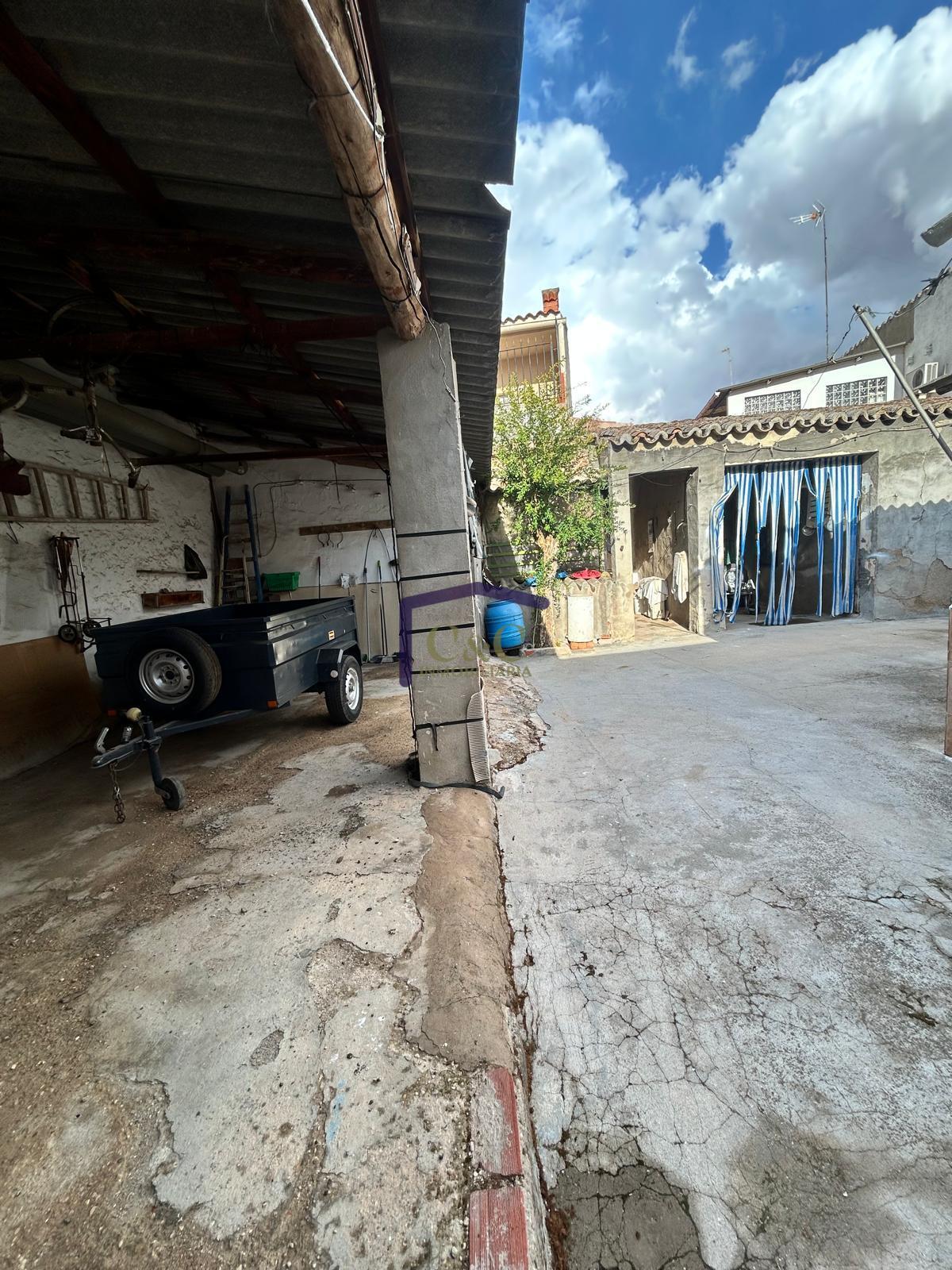 Venta de casa en Manzanares