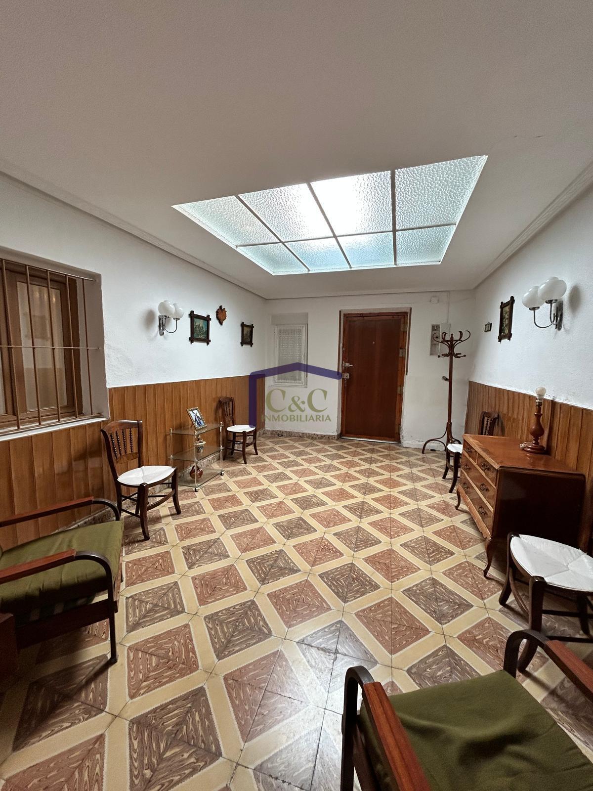 Venta de casa en Manzanares