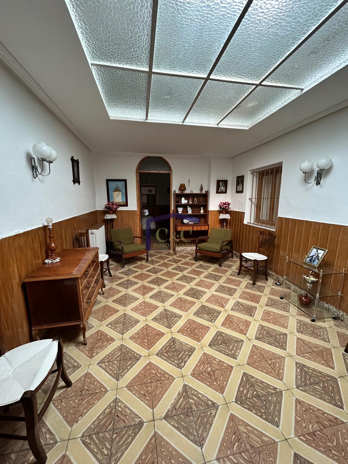 Venta de casa en Manzanares