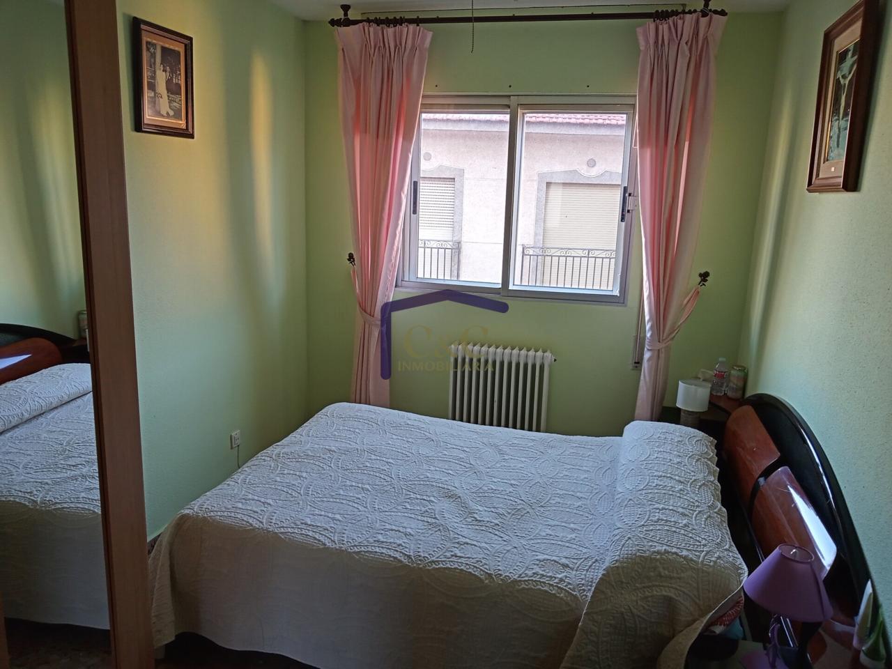 For sale of flat in Manzanares