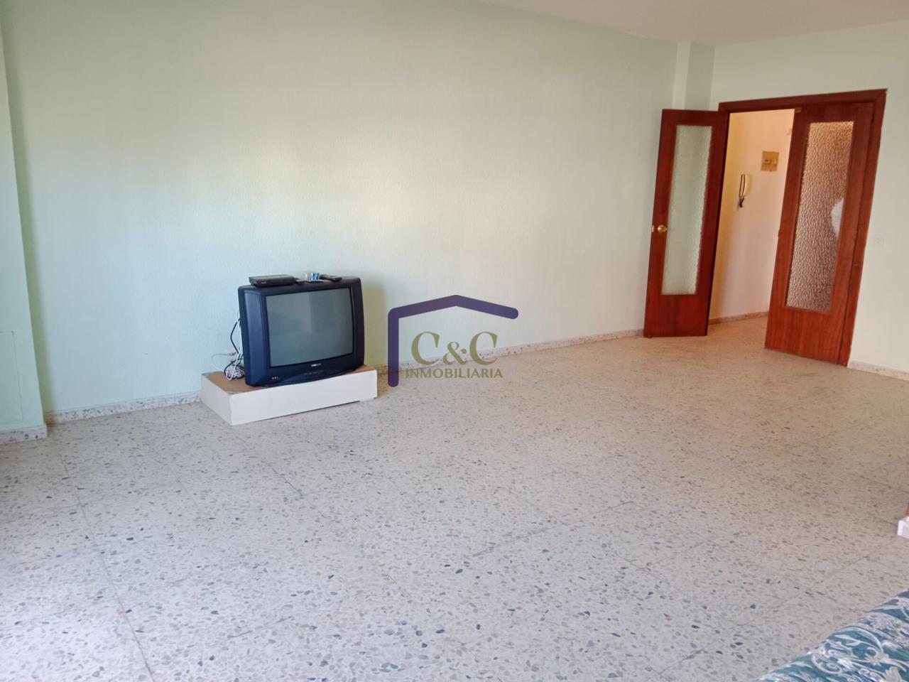 For sale of flat in Manzanares