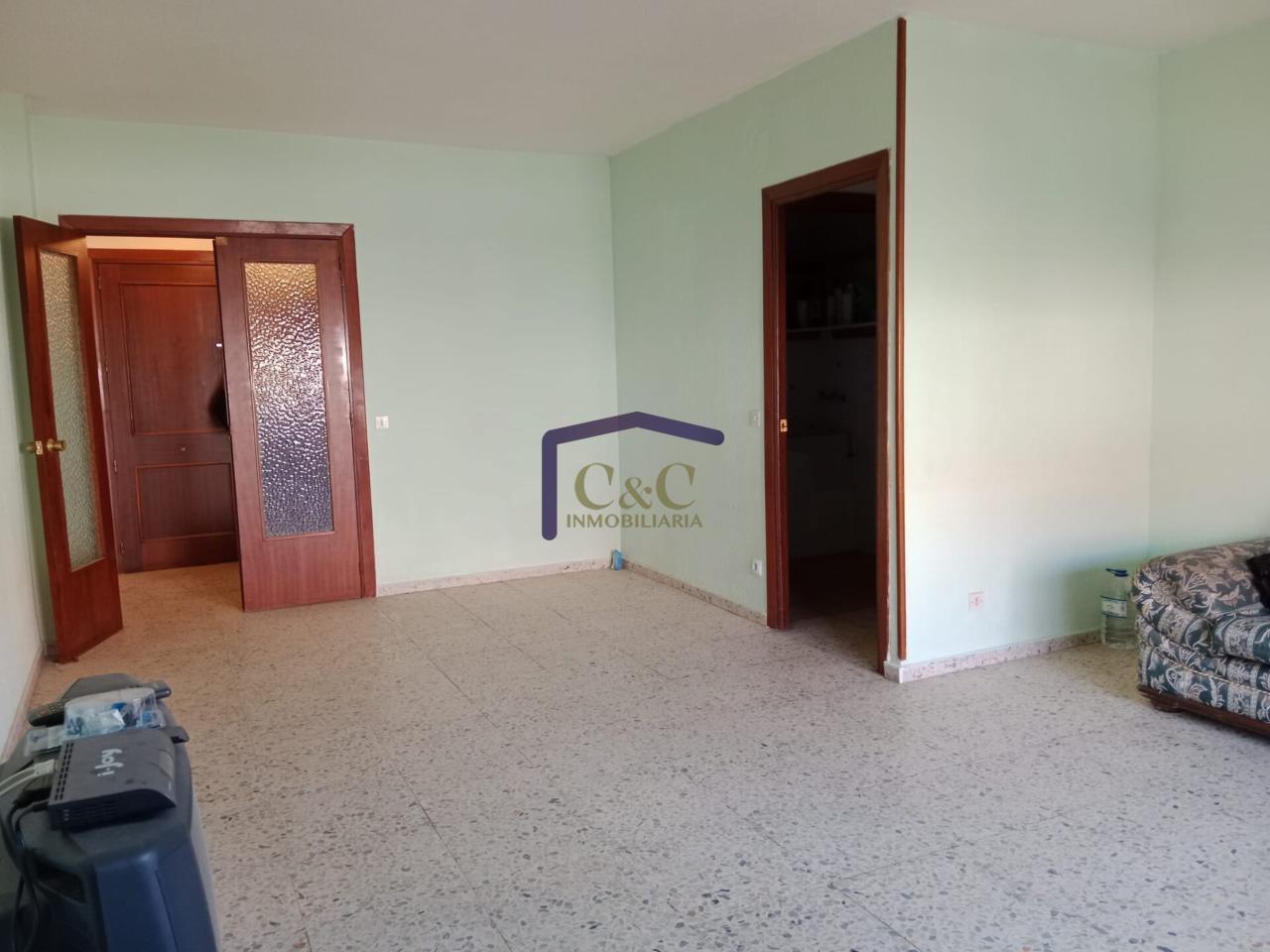 For sale of flat in Manzanares