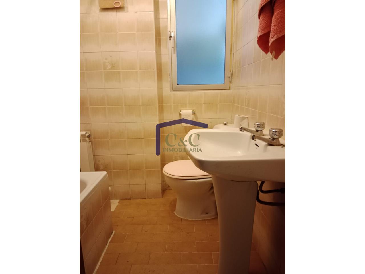 For sale of flat in Manzanares