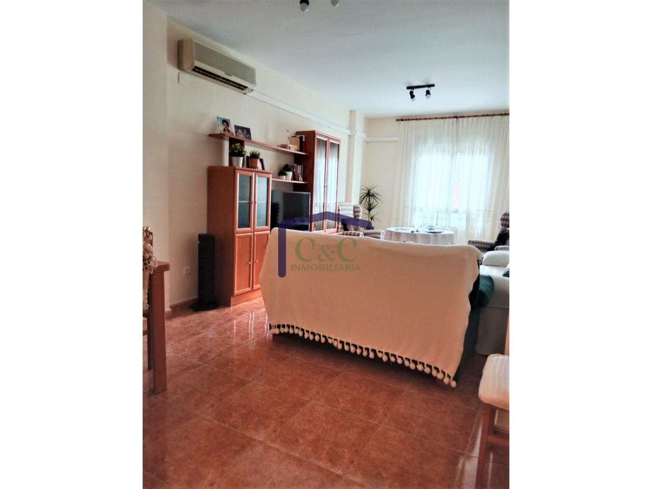 For sale of flat in Manzanares