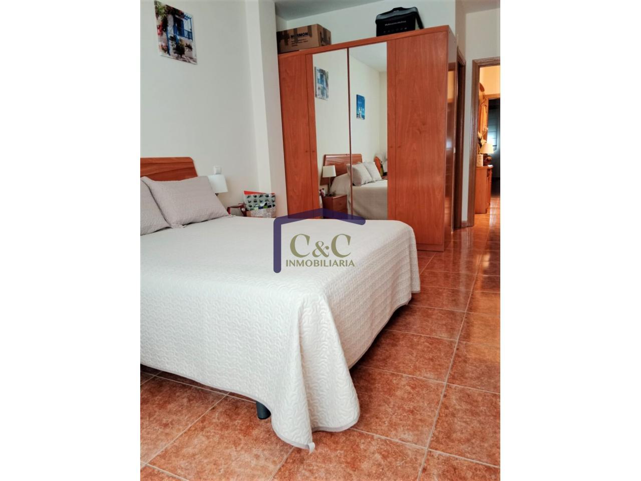 For sale of flat in Manzanares