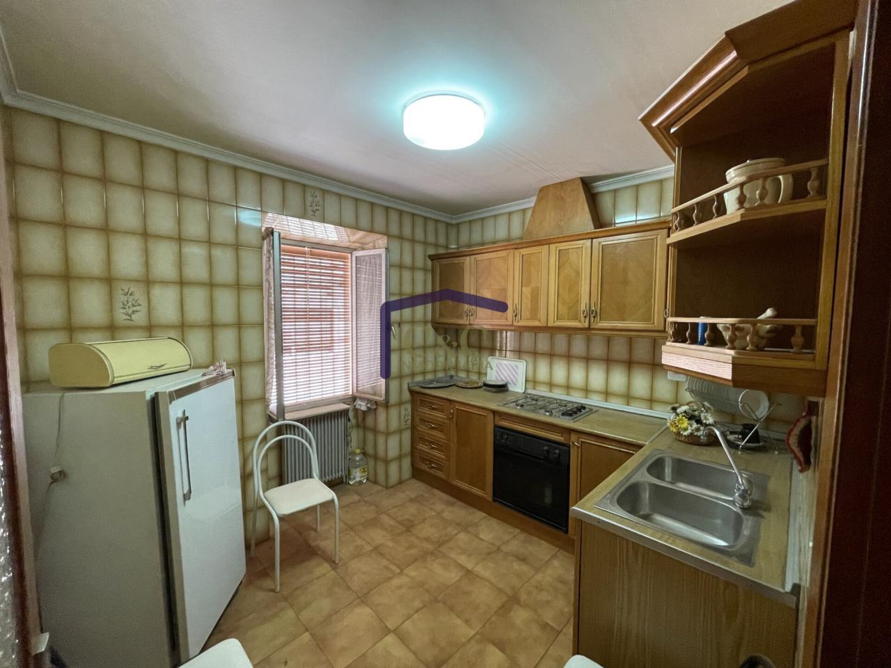 For sale of house in Valdepeñas