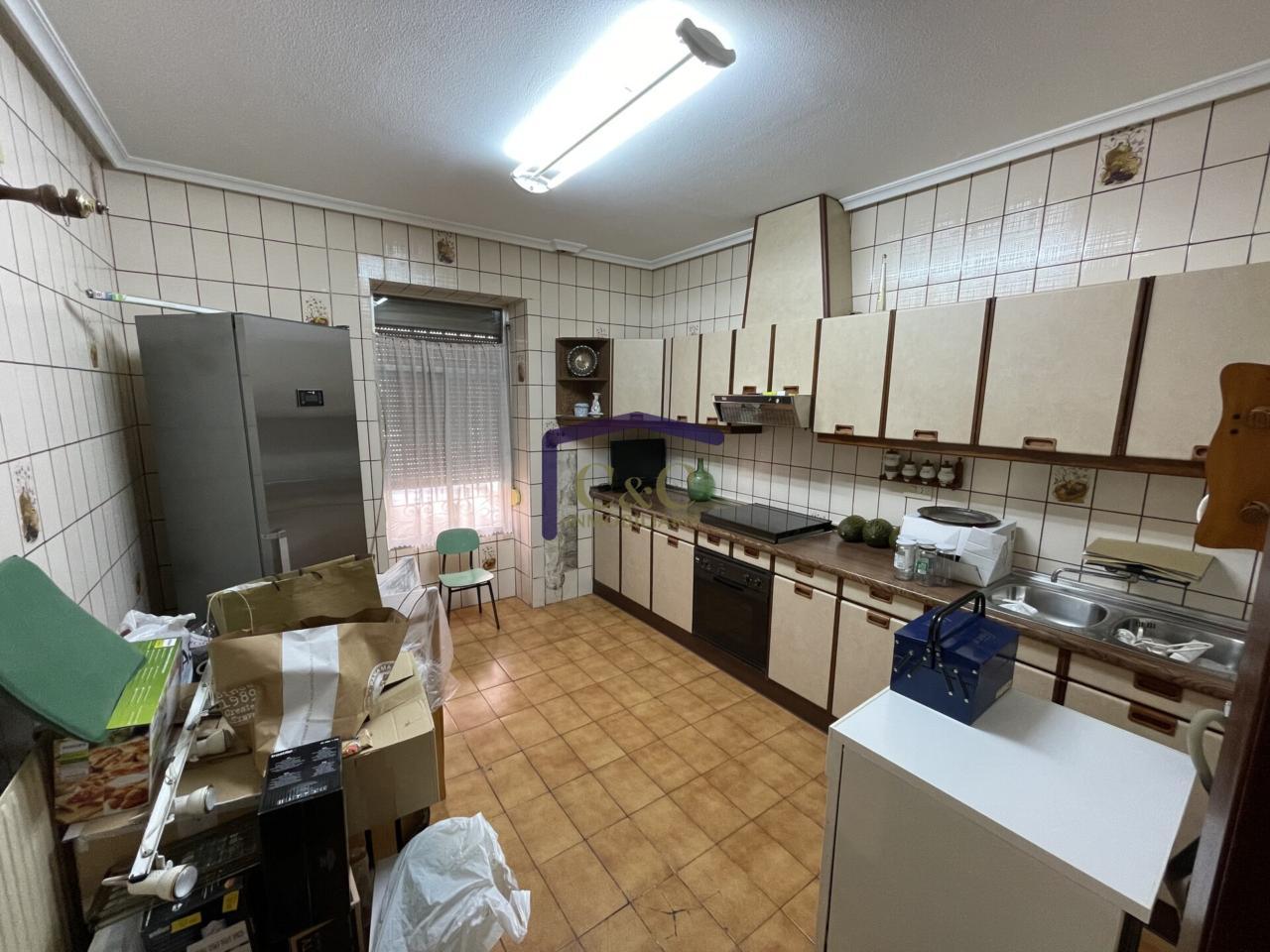 For sale of house in Valdepeñas