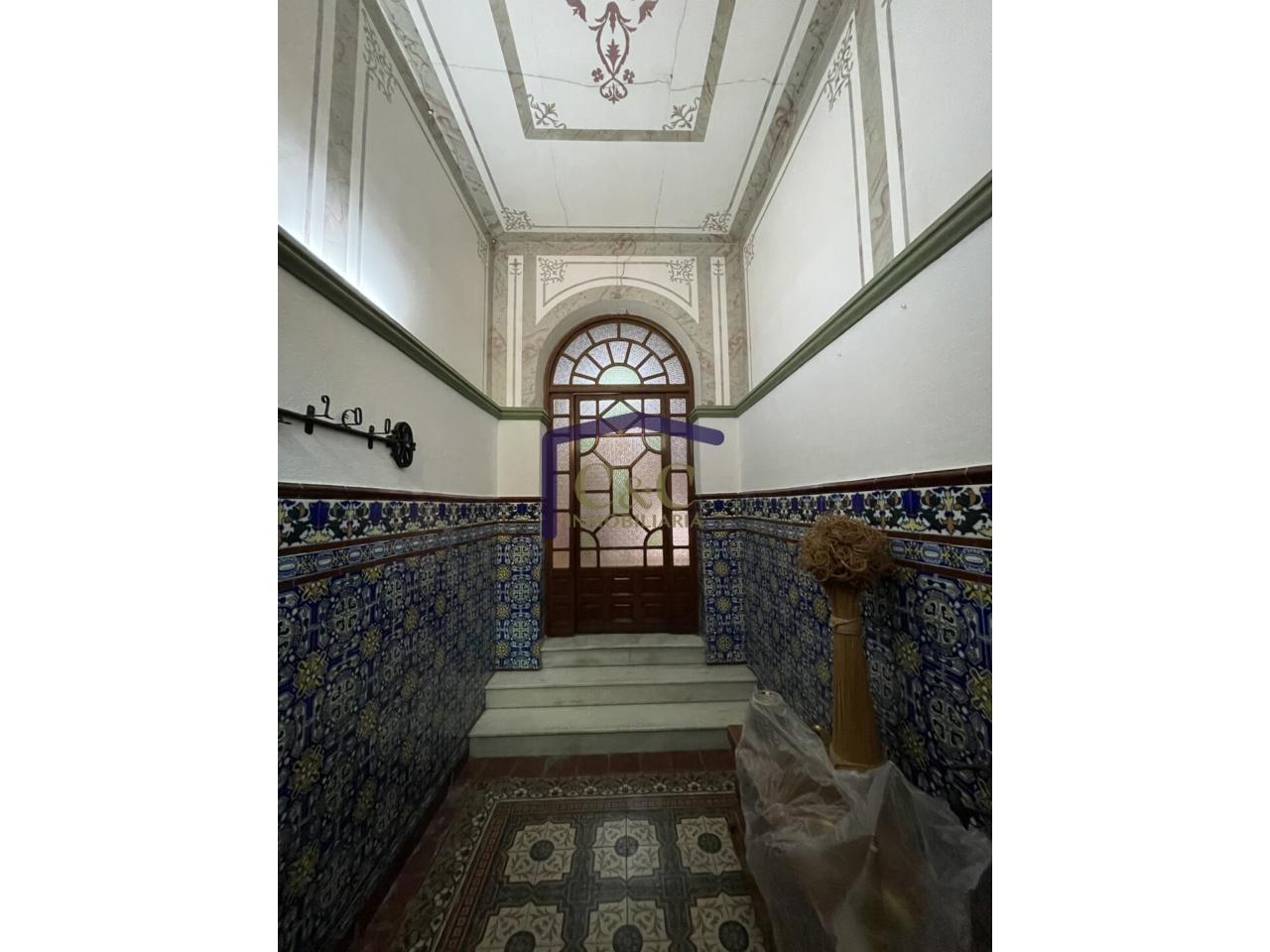 For sale of house in Valdepeñas