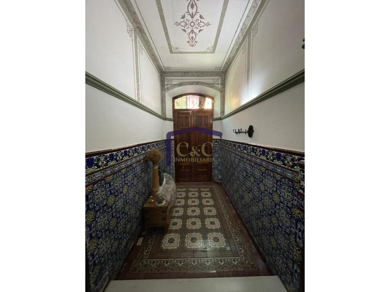 For sale of house in Valdepeñas
