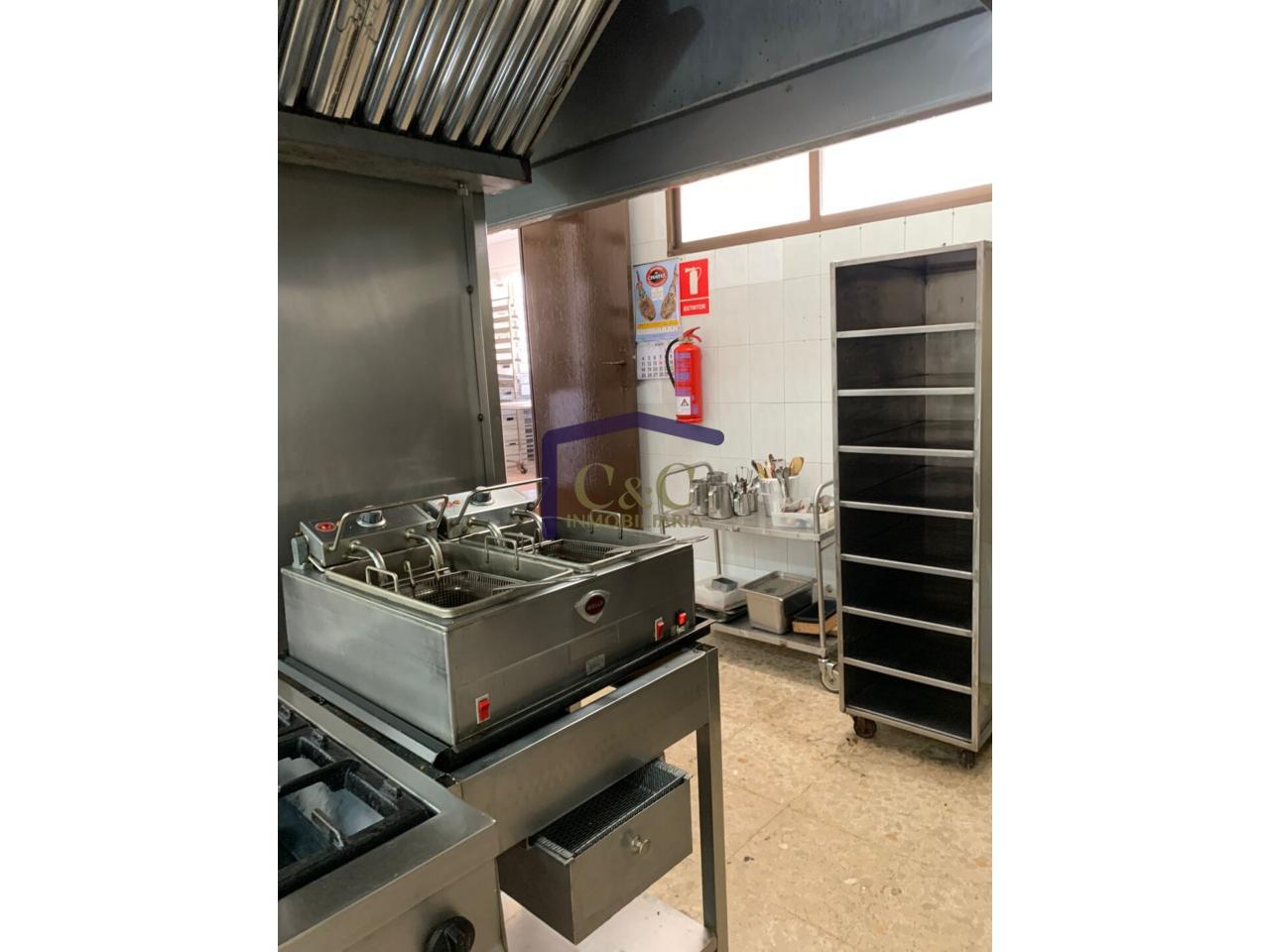 For sale of house in Valdepeñas