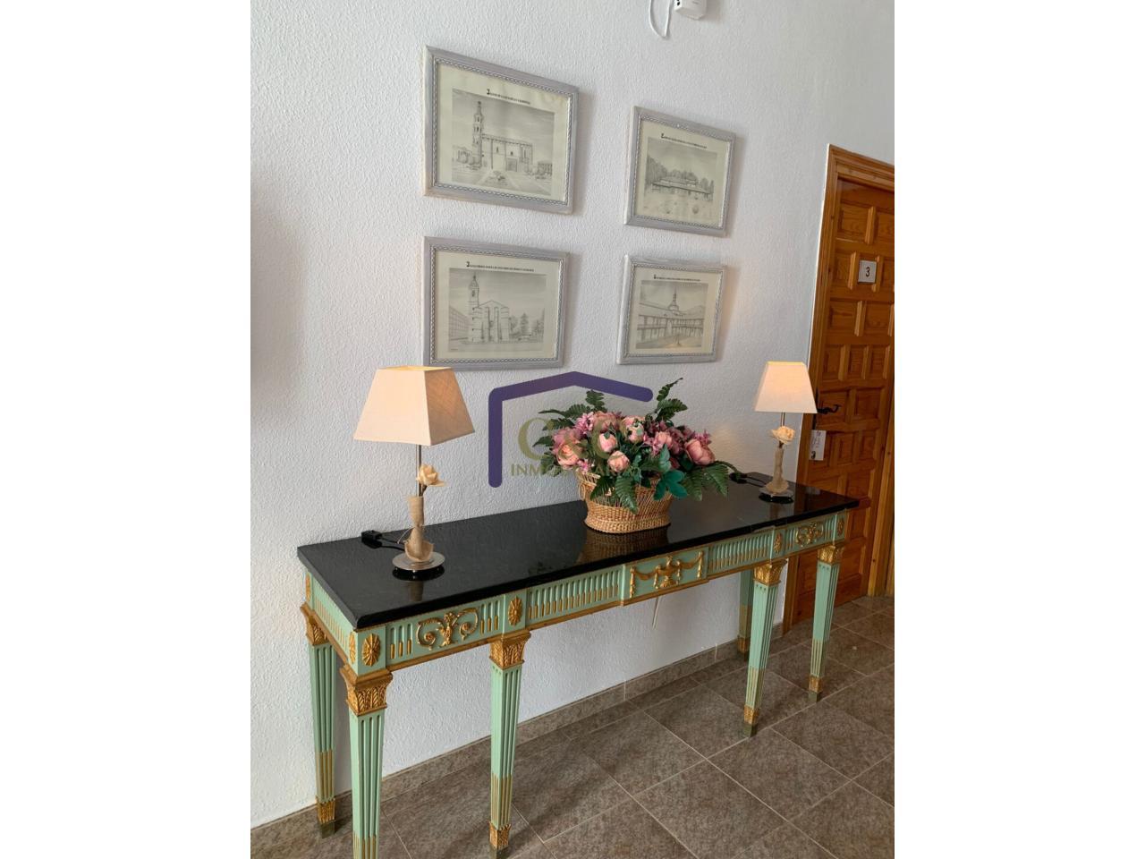 For sale of house in Valdepeñas