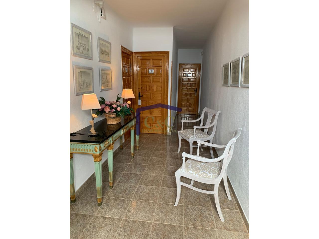For sale of house in Valdepeñas