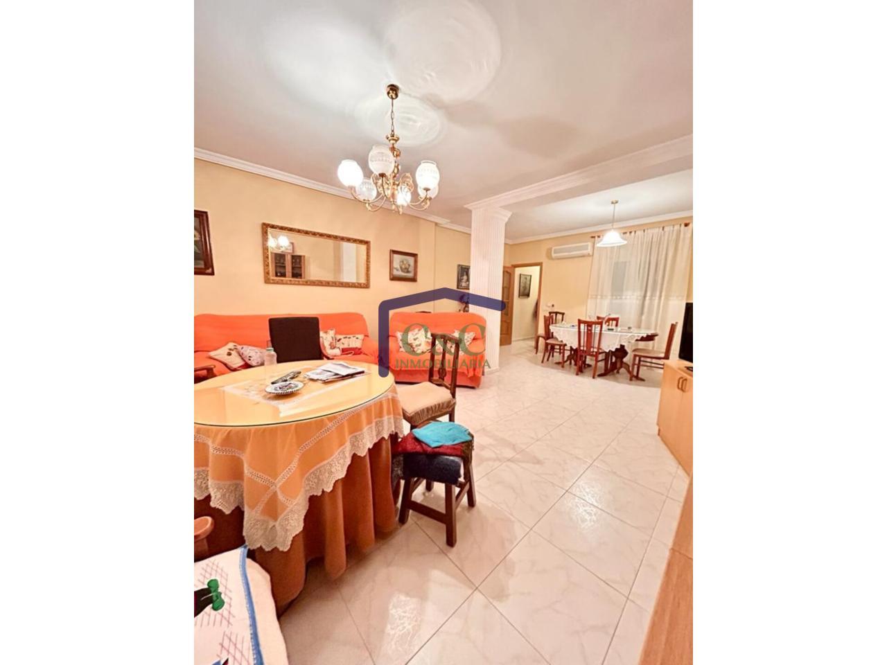 For sale of flat in Manzanares