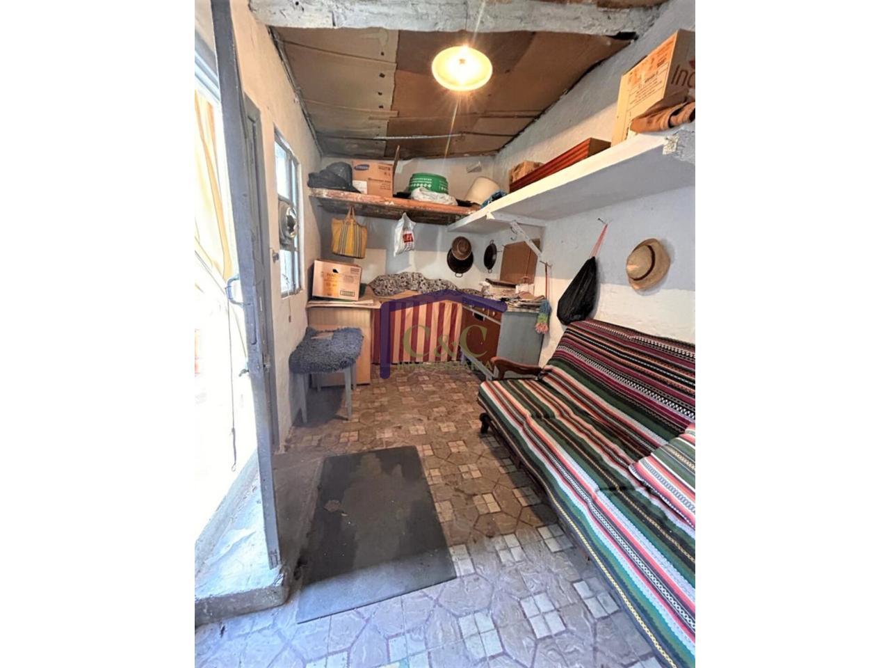 For sale of house in Manzanares