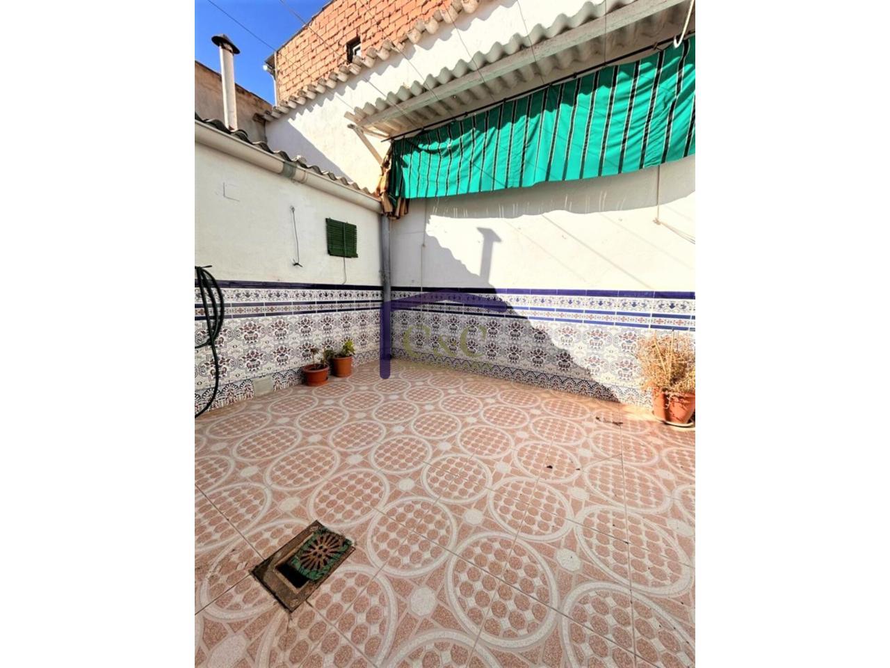 For sale of house in Manzanares
