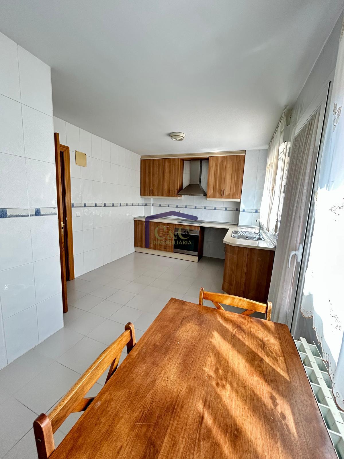 For sale of house in Membrilla