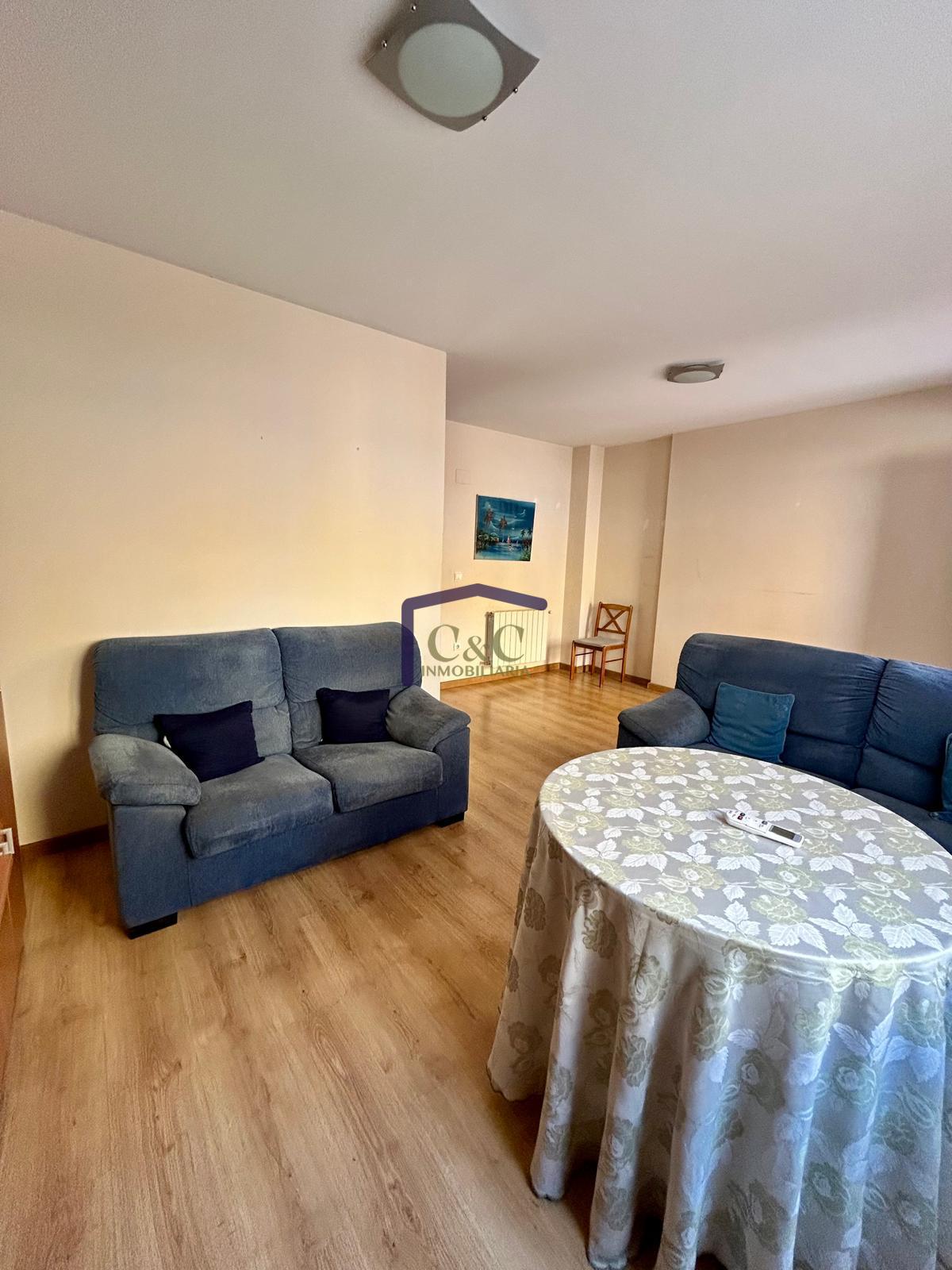 For sale of house in Membrilla