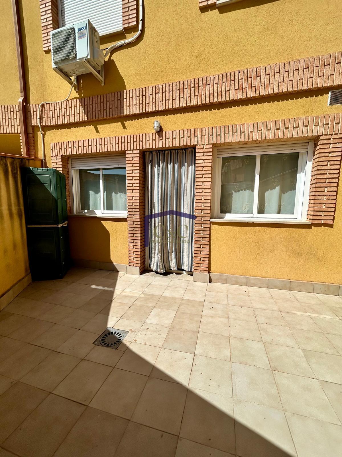 For sale of house in Membrilla