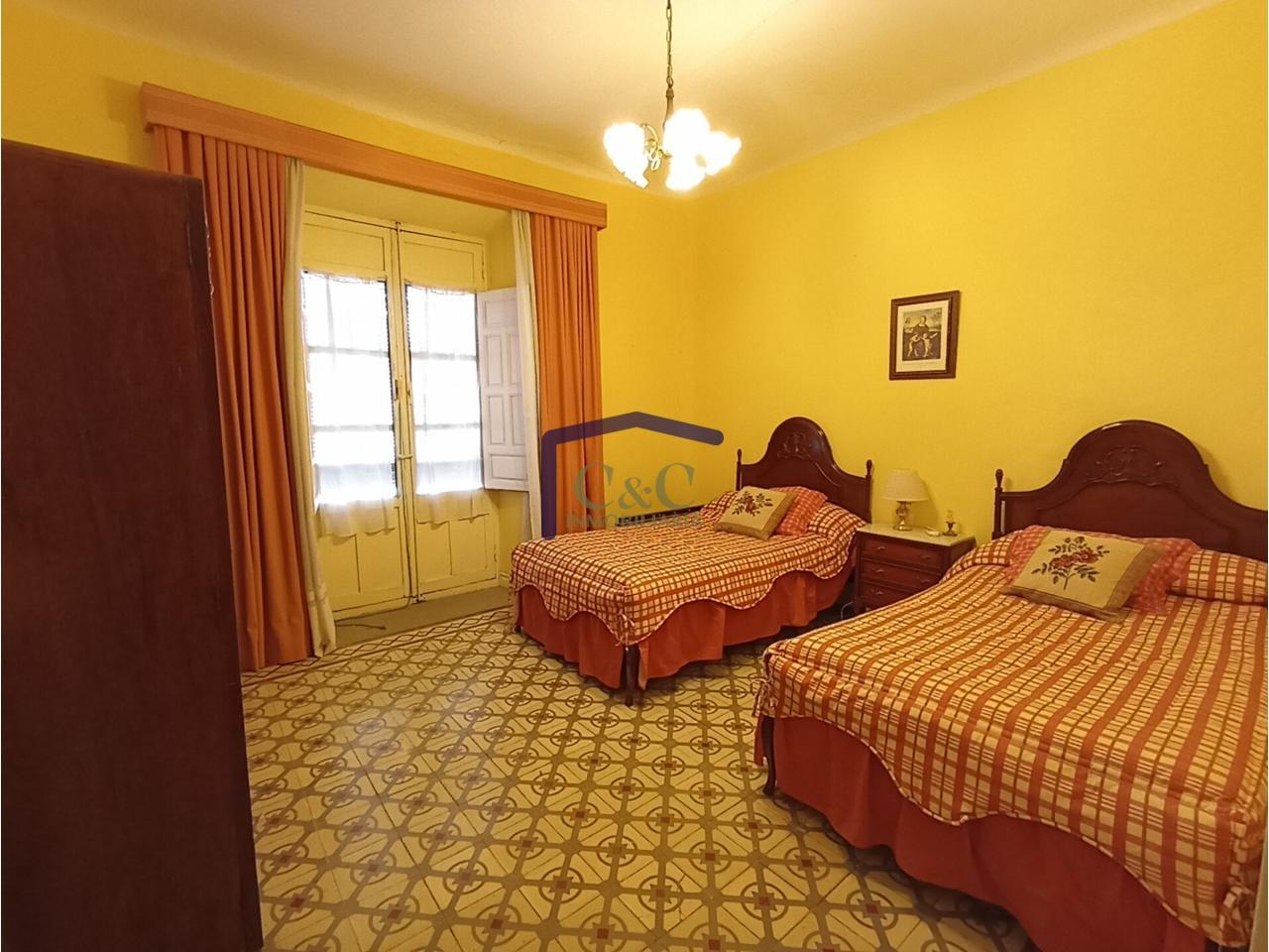 Venta de casa en Manzanares