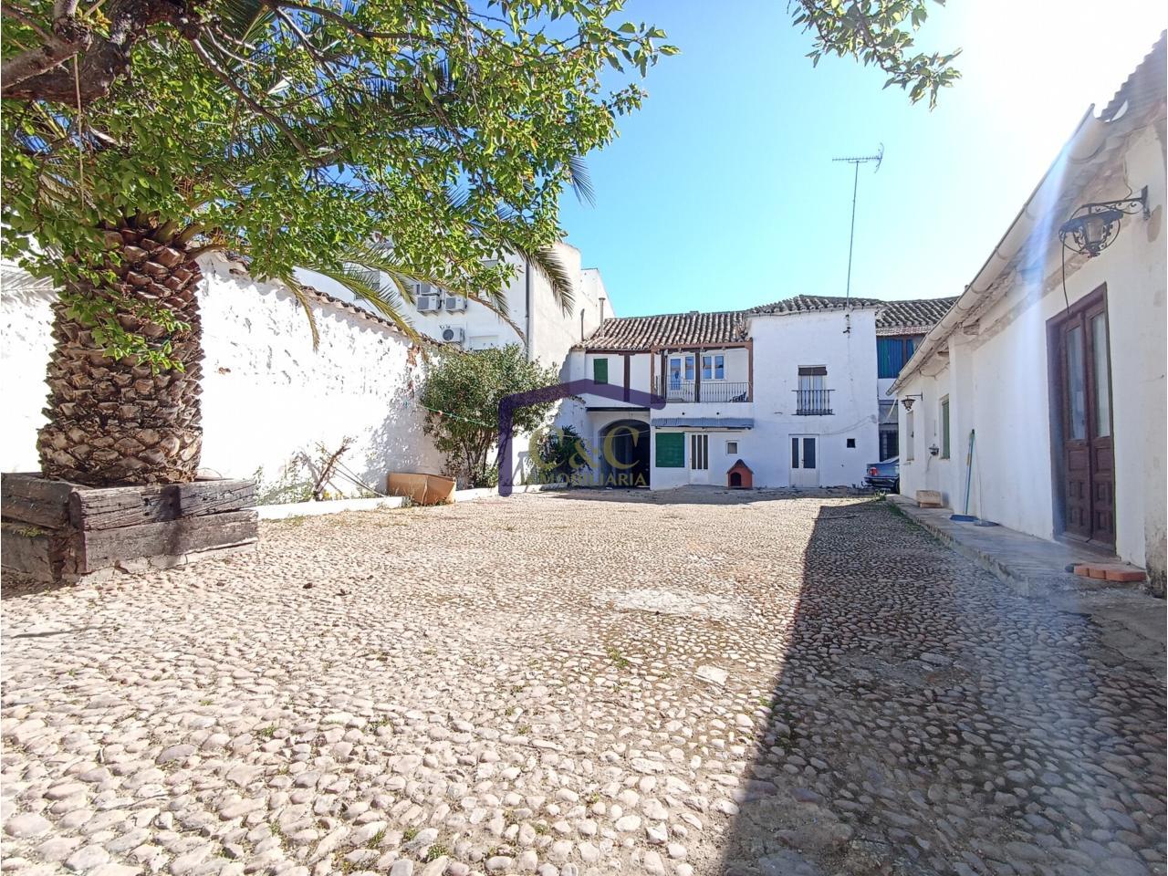Venta de casa en Manzanares