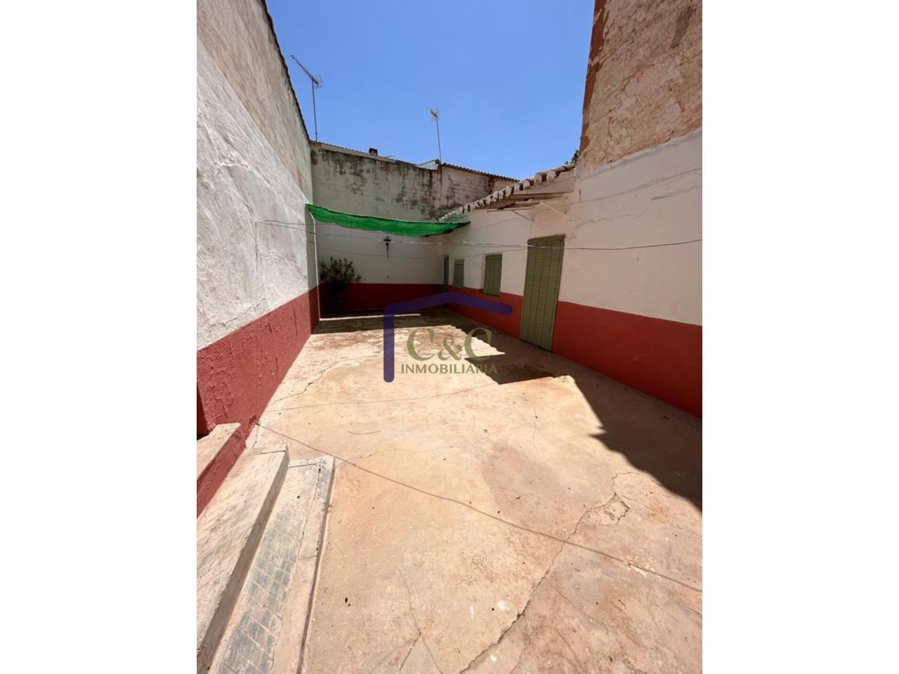 Venta de casa en Manzanares