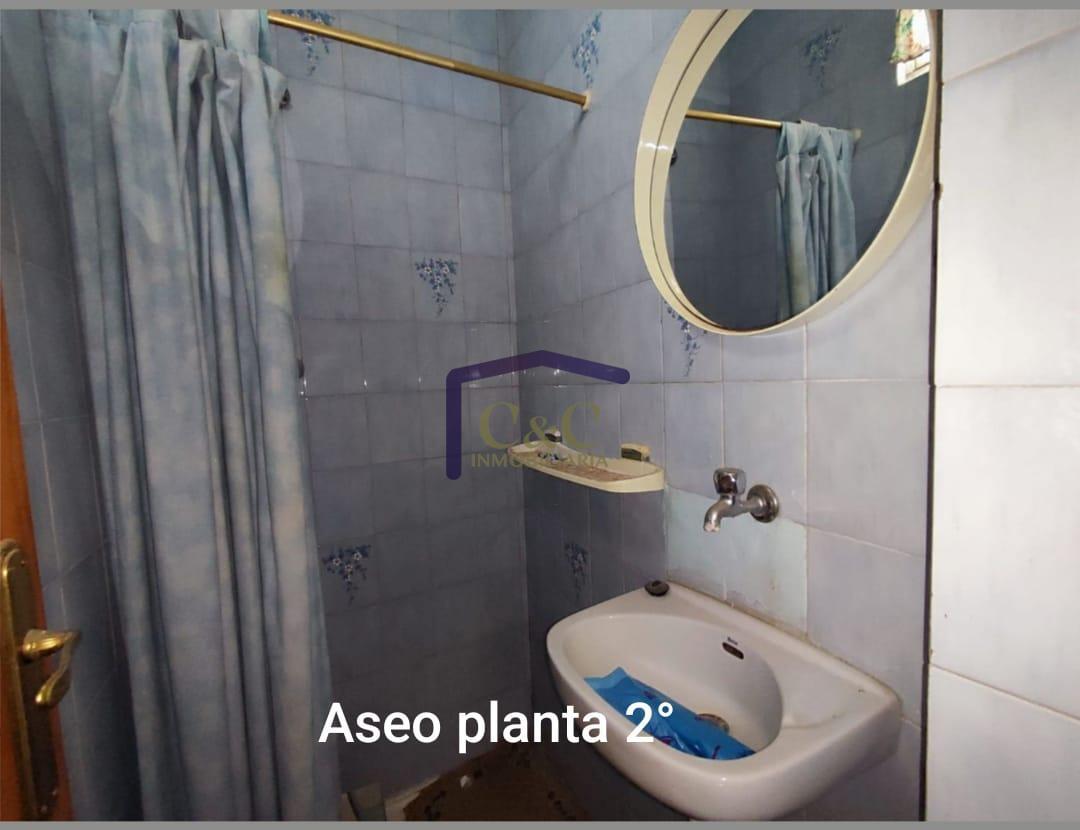 Venta de casa en Manzanares