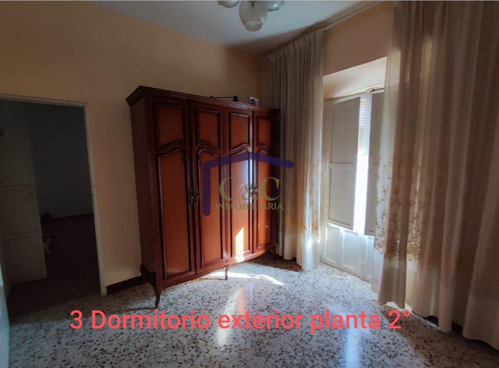 Venta de casa en Manzanares