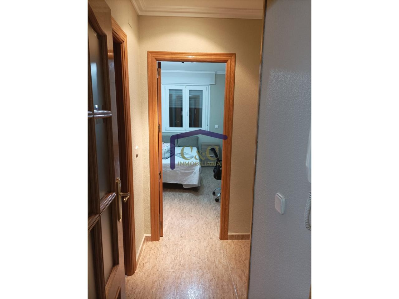 For sale of flat in Manzanares