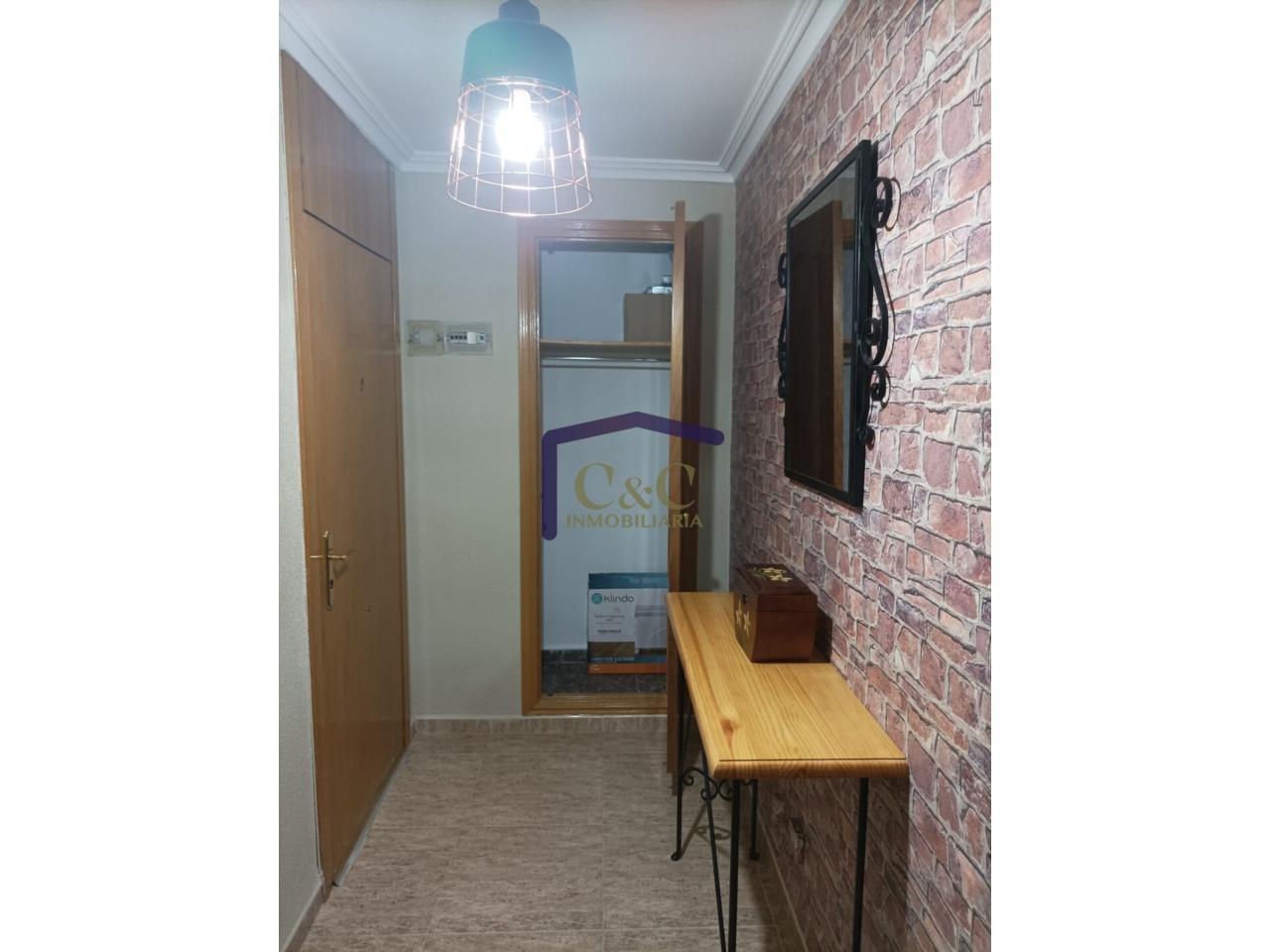 For sale of flat in Manzanares