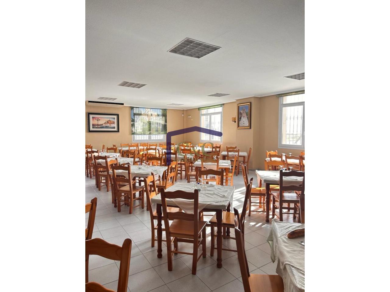 For sale of house in Valdepeñas