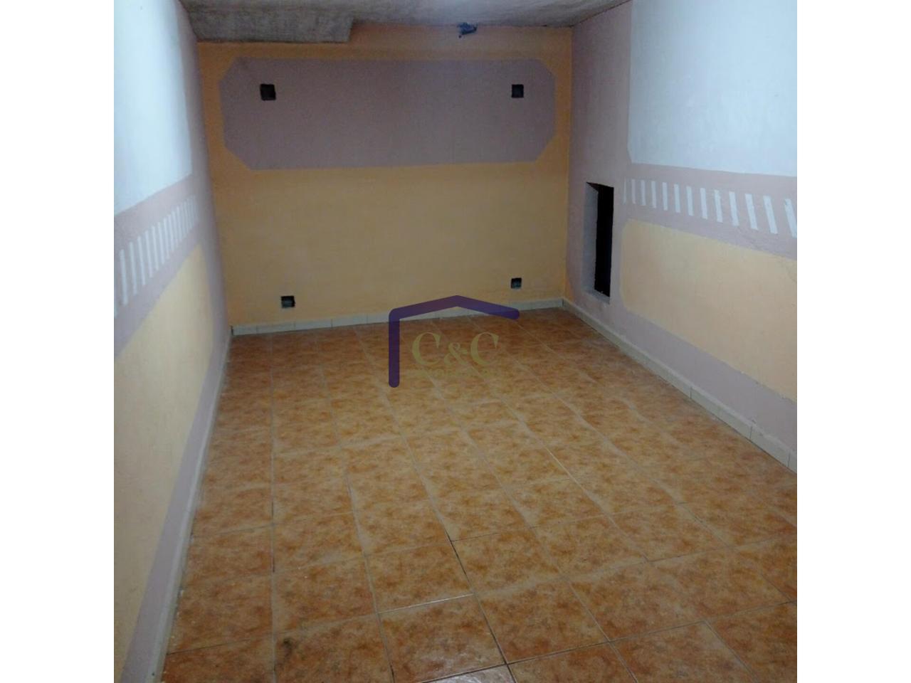 For sale of garage in Manzanares