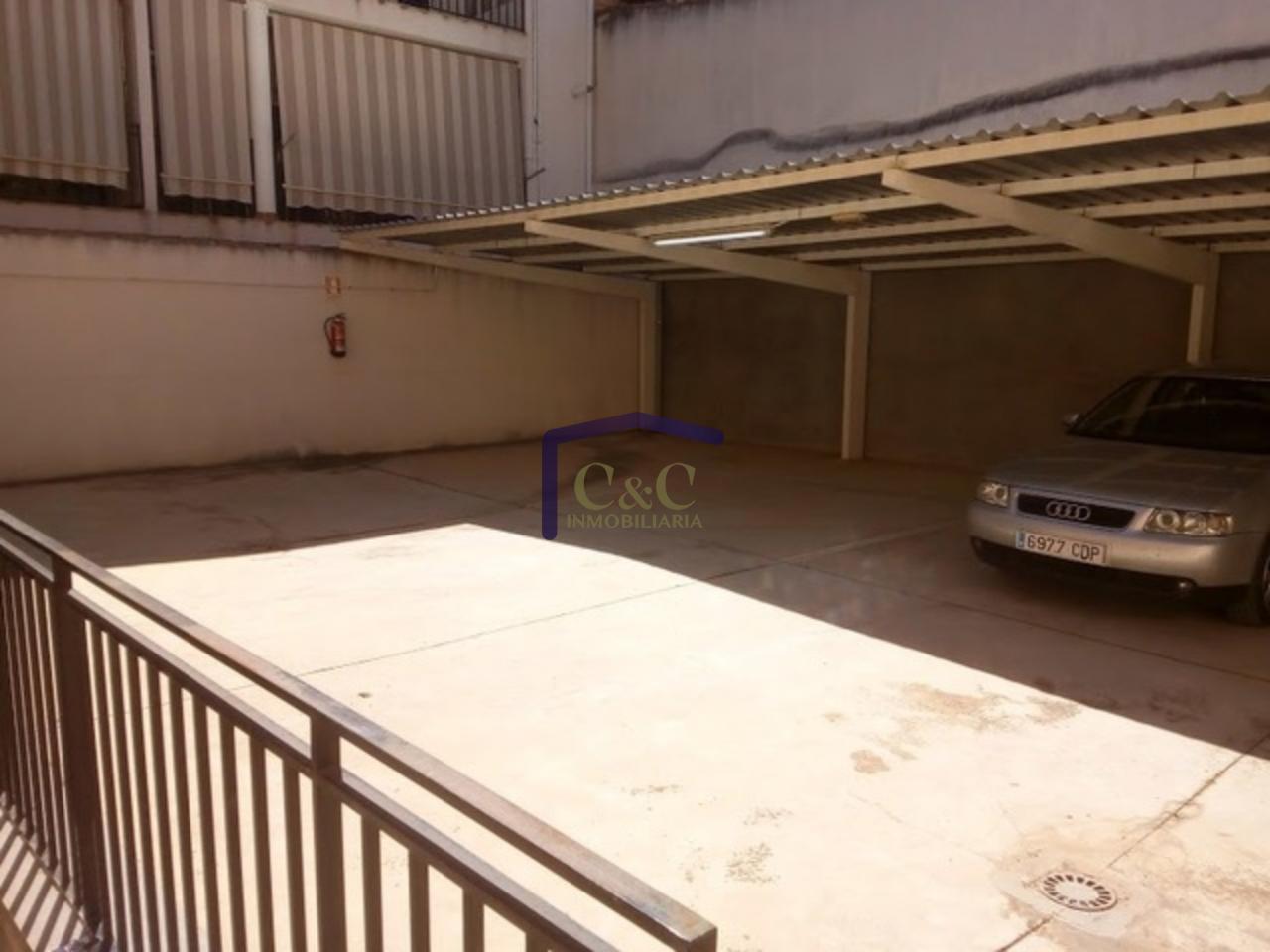 Alquiler de garaje en Manzanares