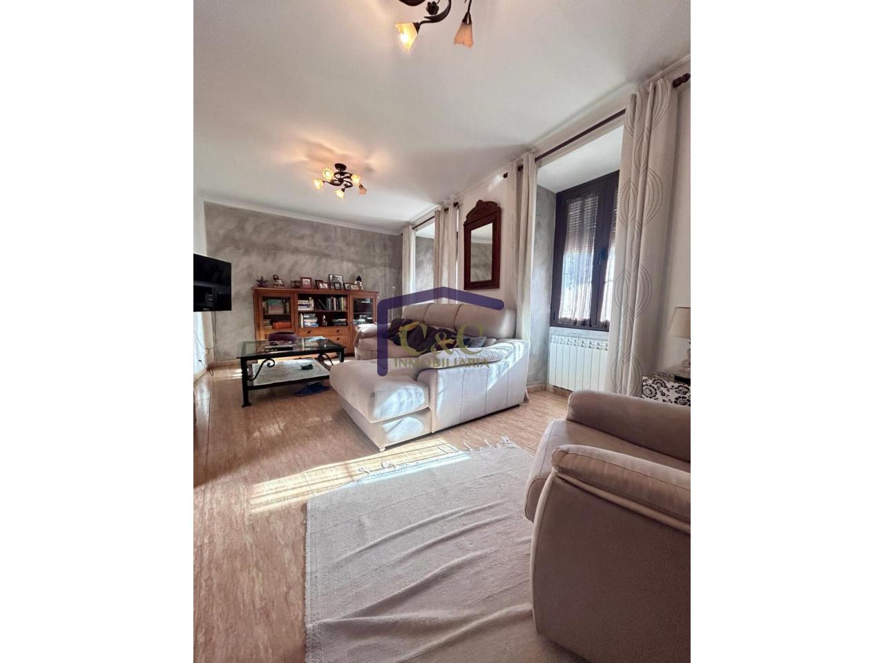 Venta de casa en Manzanares