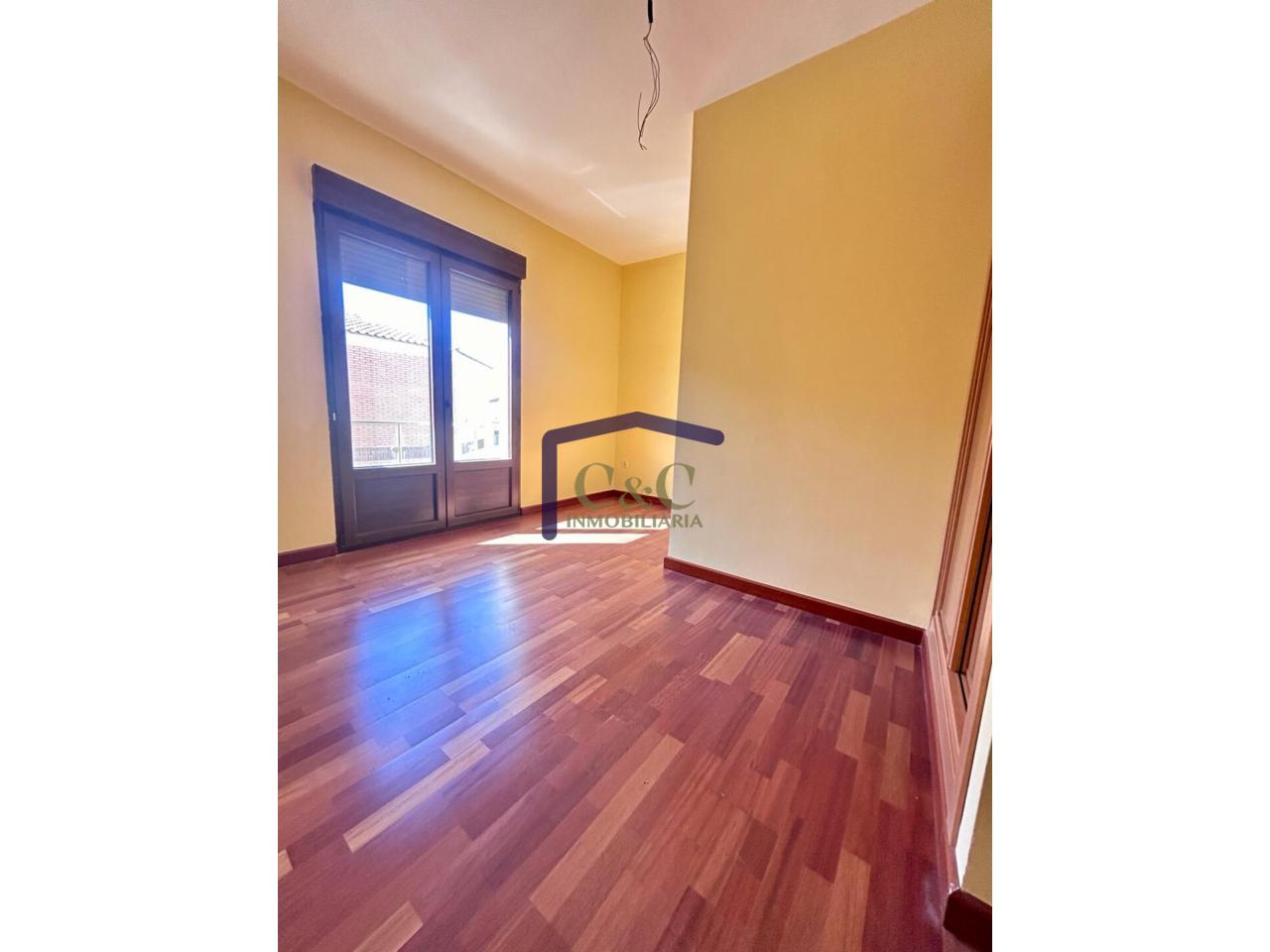 For sale of house in Manzanares